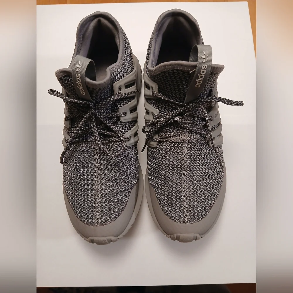 Adidas Men'sTubular Shadow Knit Gray Sneakers Size 6.5 - Picture 1 of 6